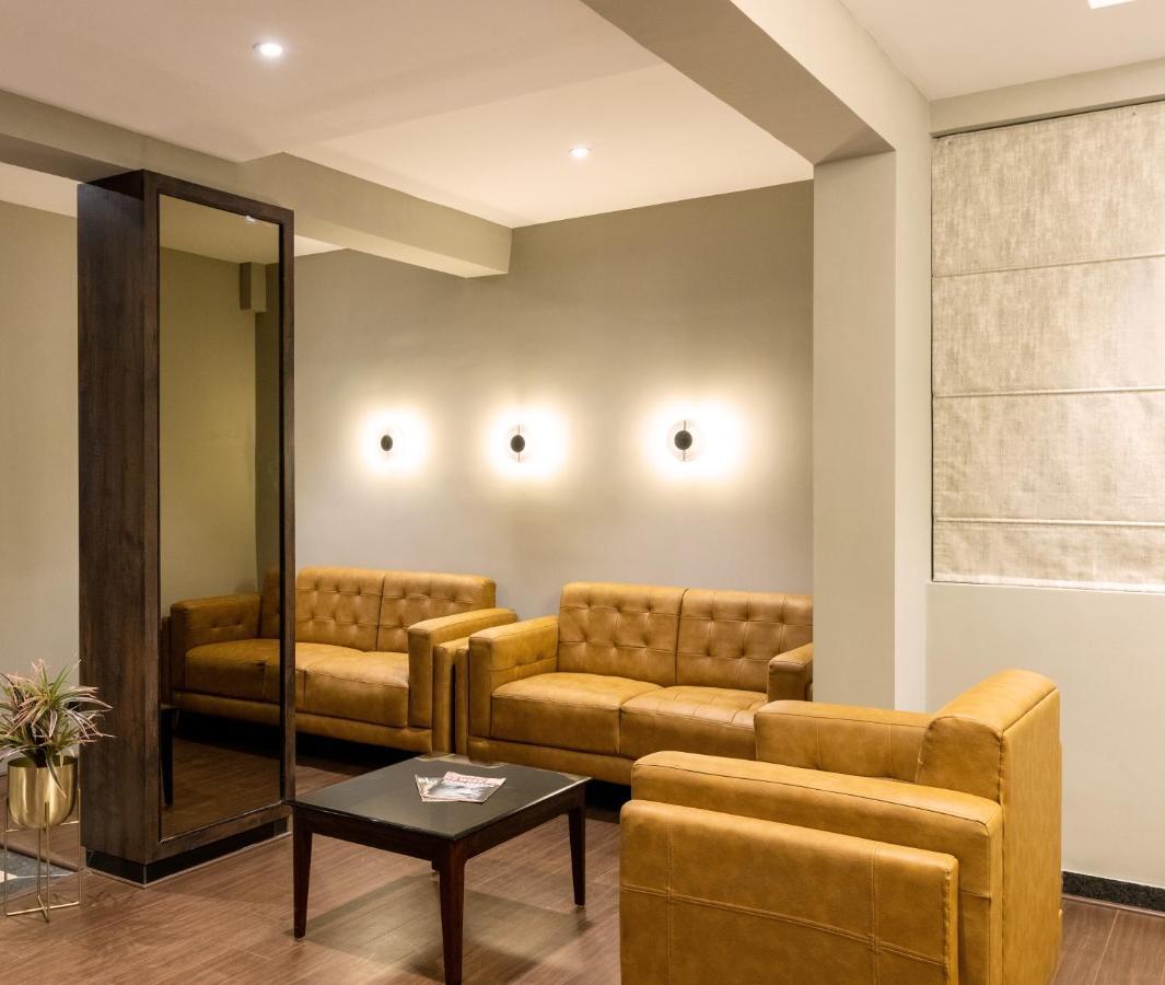 מנגלור Hotel Paramount Suites & Service Apartments מראה חיצוני תמונה