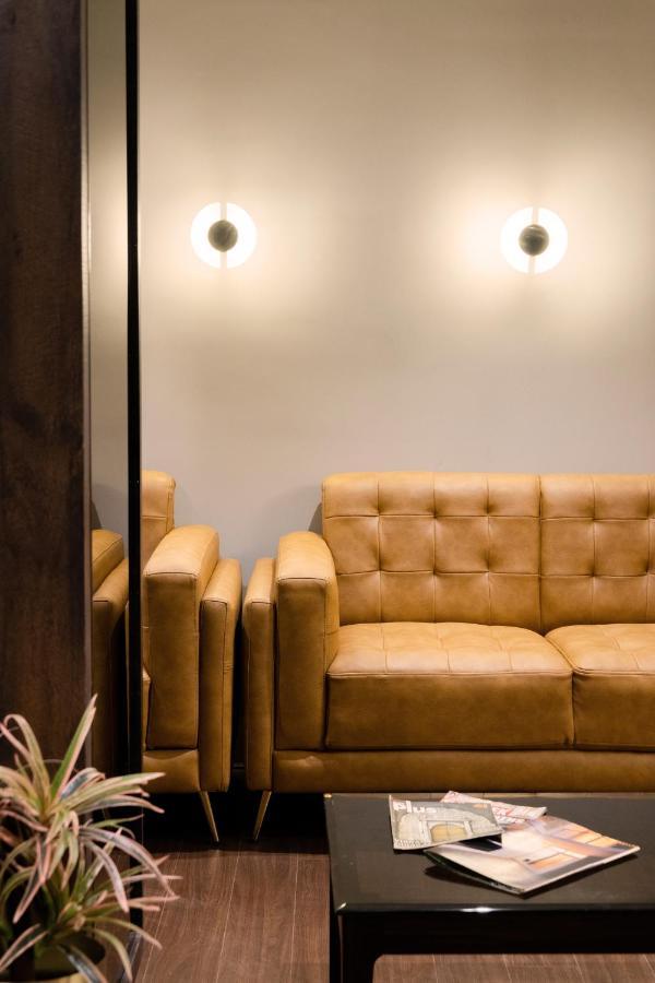 מנגלור Hotel Paramount Suites & Service Apartments מראה חיצוני תמונה